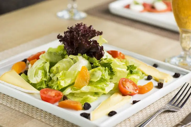 Salada Brie