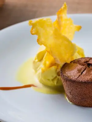 Petit Gateau de doce de leite com Sorvete de Creme